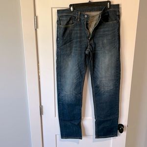 Mens Levi’s, 541 34/34, dark blue